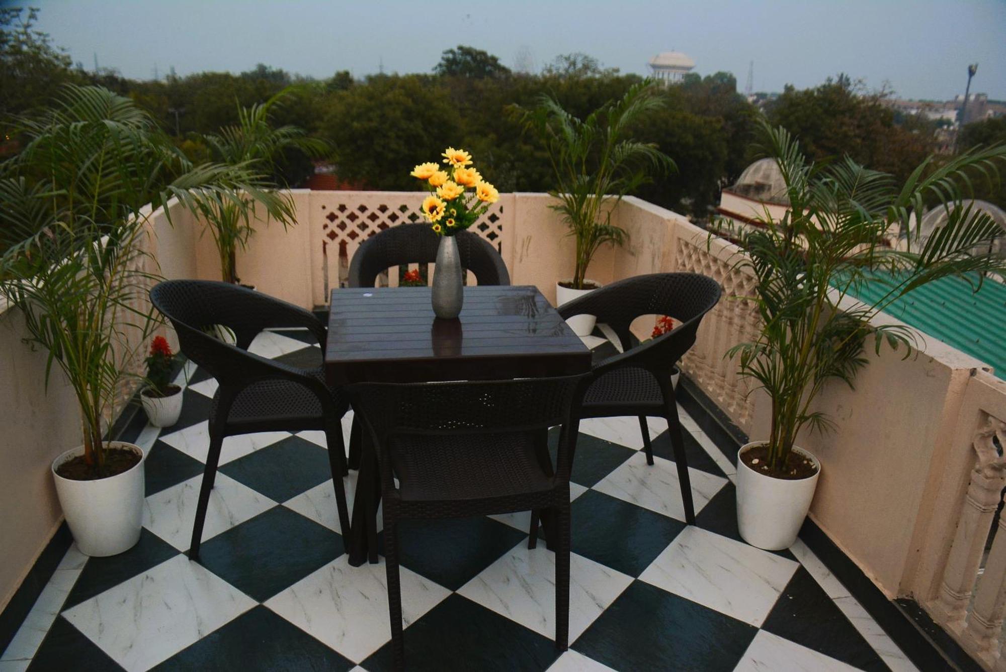 Gupta Vilas - A Boutique Homestay Agra  Bagian luar foto
