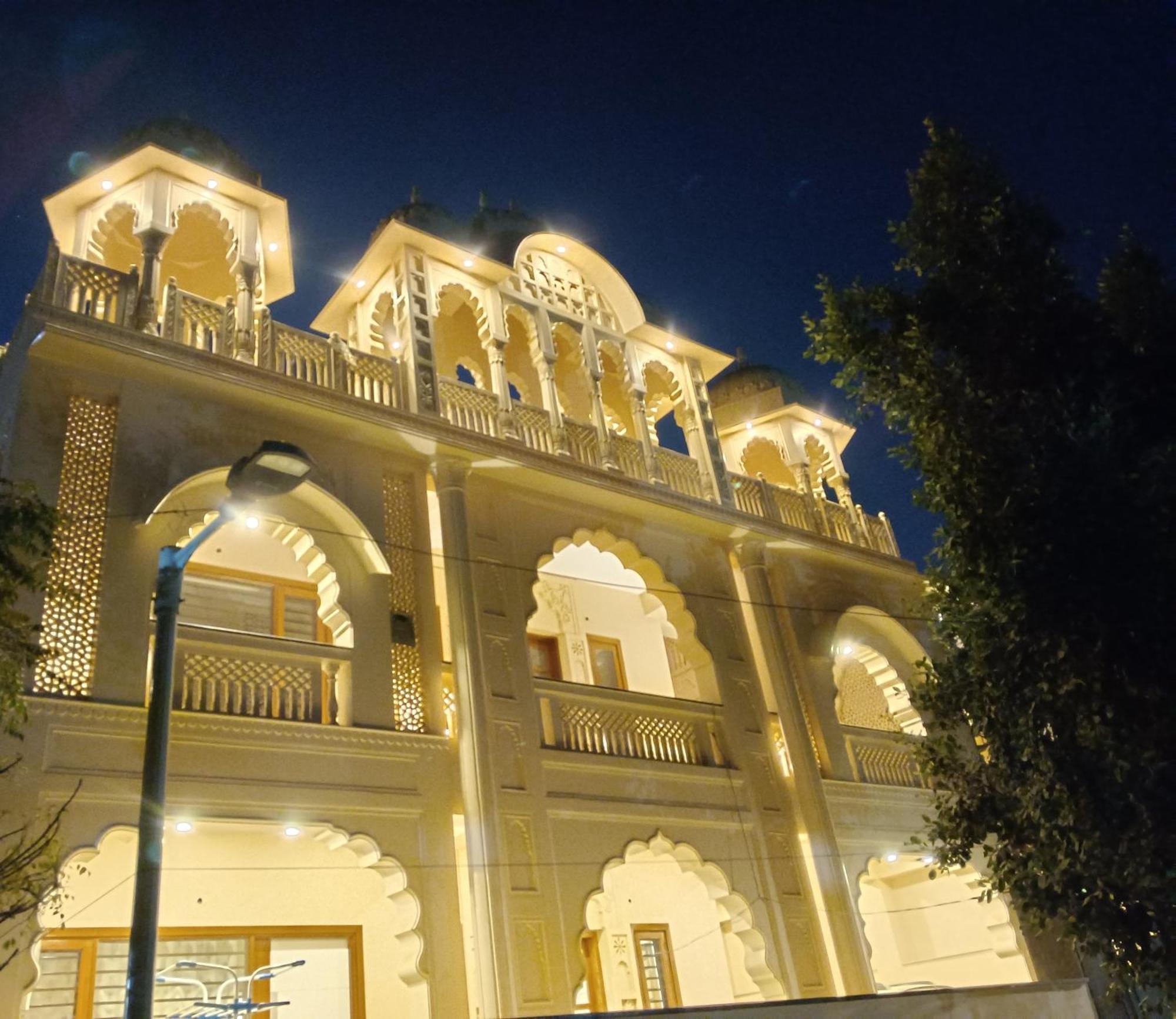 Gupta Vilas - A Boutique Homestay Agra  Bagian luar foto