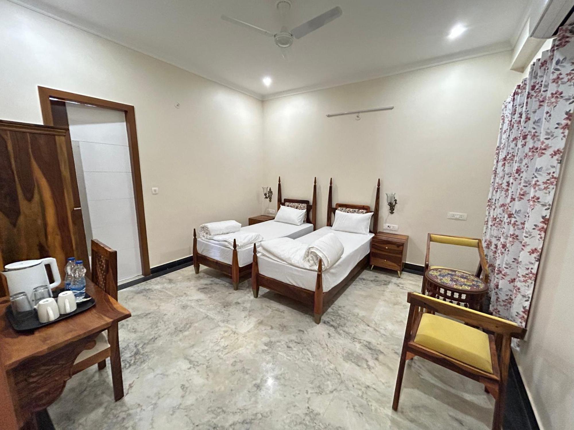Gupta Vilas - A Boutique Homestay Agra  Bagian luar foto